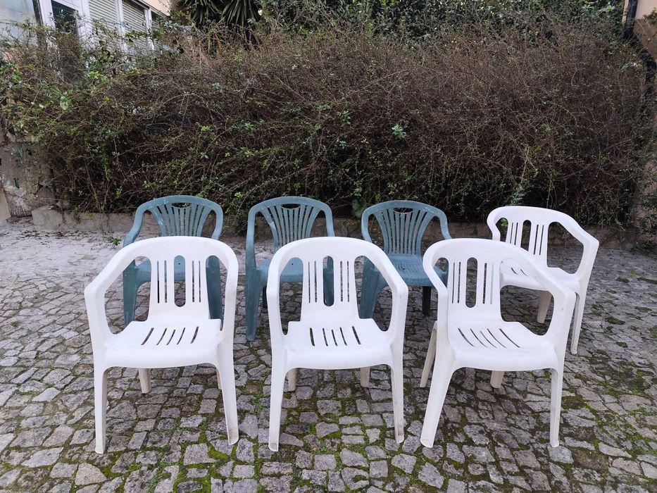 Cadeiras de Jardim - Conjunto de 7