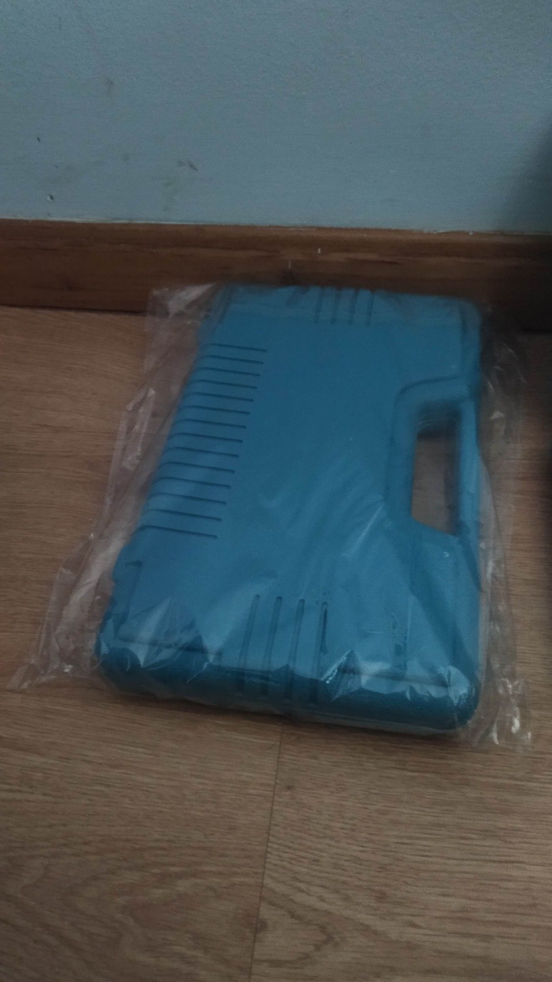 Mala de chaves para trocar pastilhas de travão de carro??