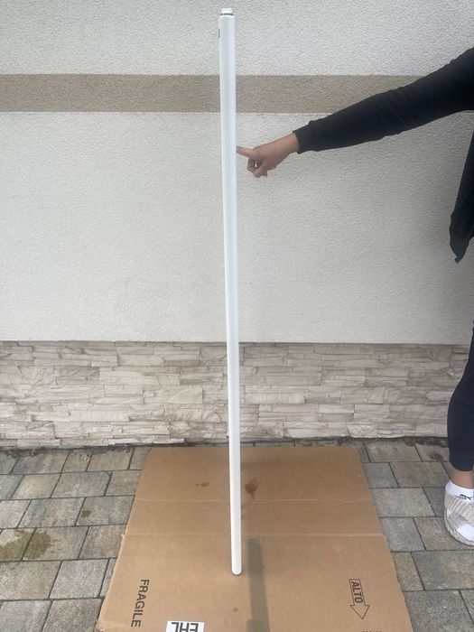 Grzejnik łazienkowy Gorgiel 150x50 biały połysk +Zawór termostatyczny