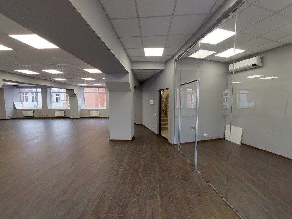 Оренда офіса в БЦ на Глибочицькій 17 (172 м2)