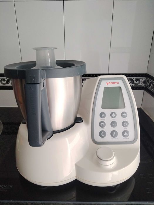 Yammi - robot de cozinha e utensílios