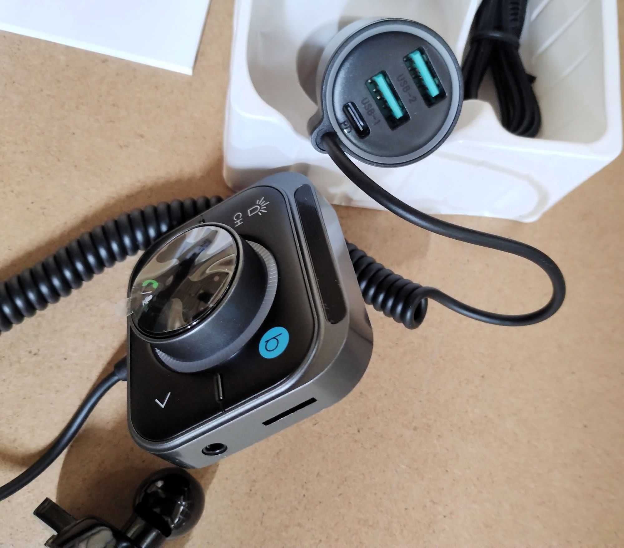 JOYROOM transmiter samochodowy Bluetooth 5.3 FM, Głęboki bas 30W PD