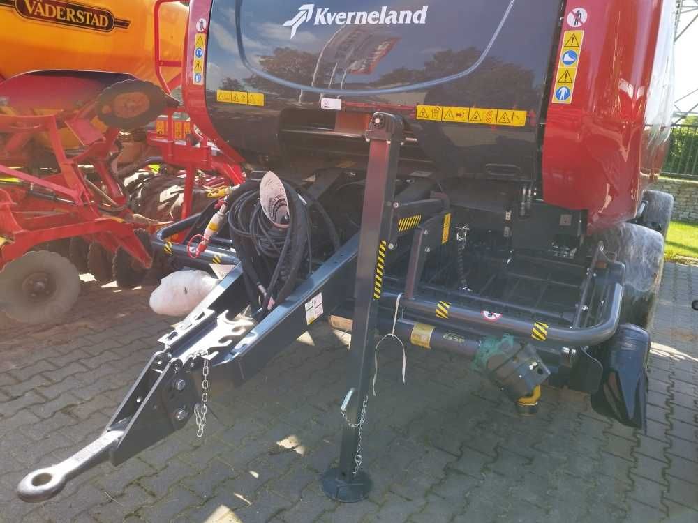 Prasa zmiennokomorowa Kverneland 6716 SC14N PLUS