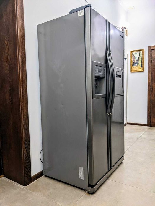 Холодильник SAMSUNG  RS21FANS, робочий, в доброму стані