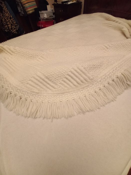 Colcha de fantasia,  em algodão de lã, para cama casal