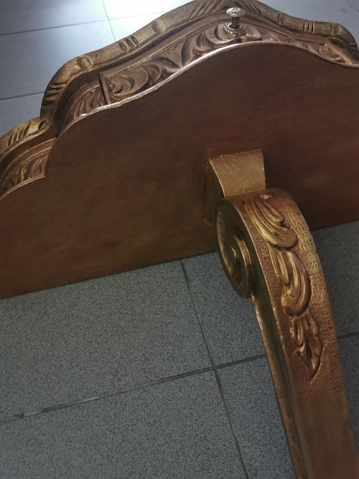 Misula em madeira grande