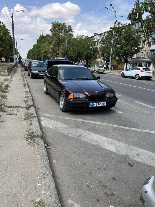 Продам BMW Е 36-
