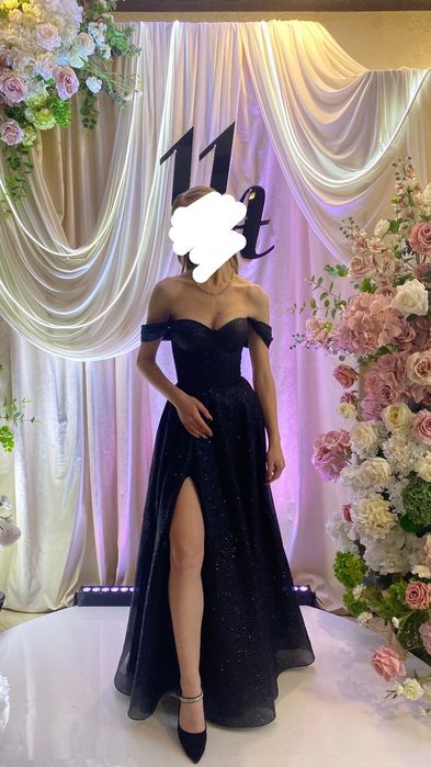 Випускна корсетна сукня