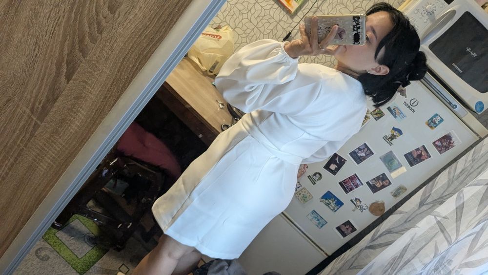 Сукня молочно-білого кольру