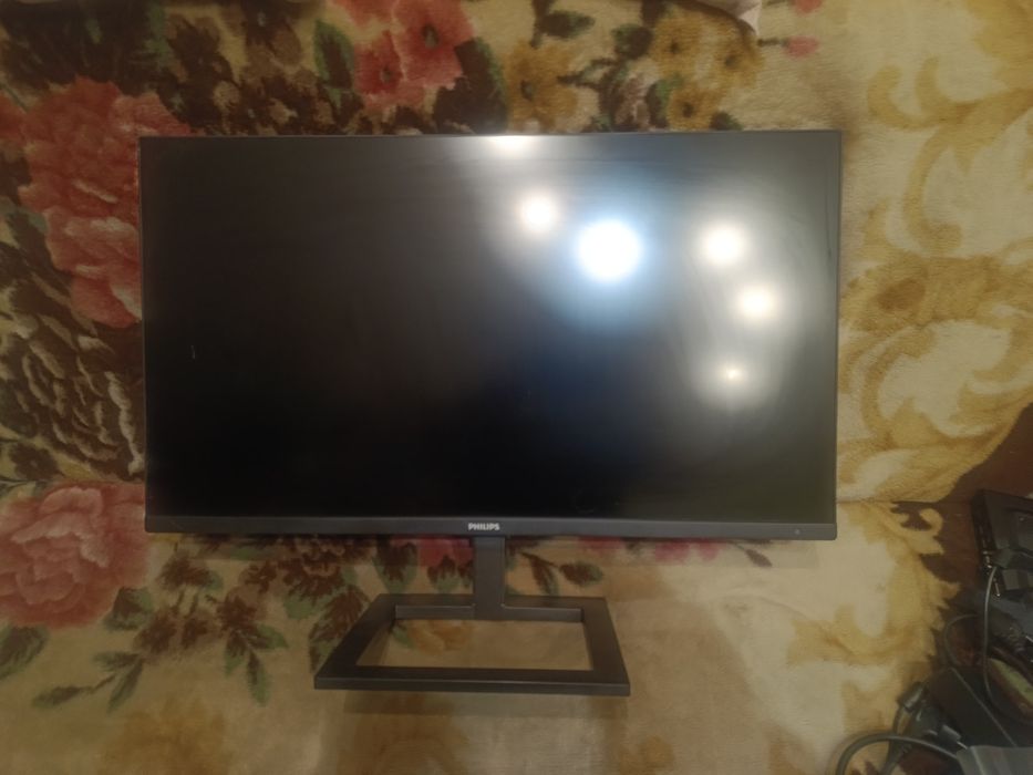 Monitor Philips 288E2A/00 LCD 4K Ultra HD 28" stan idealny