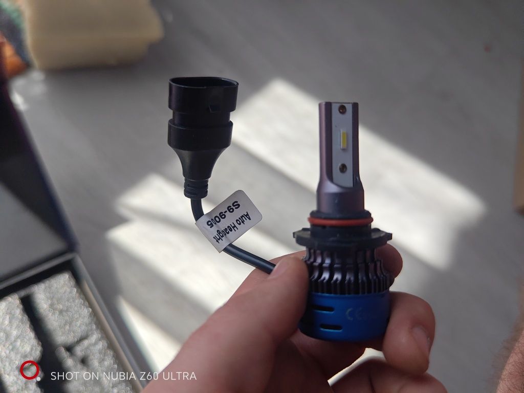 Żarówki LED HB3 9005 zimny biały sprawne