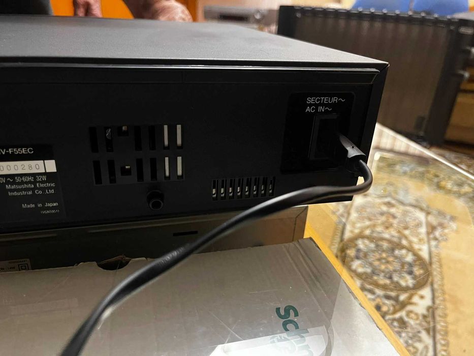 відеомагніфтофон panasonic f55