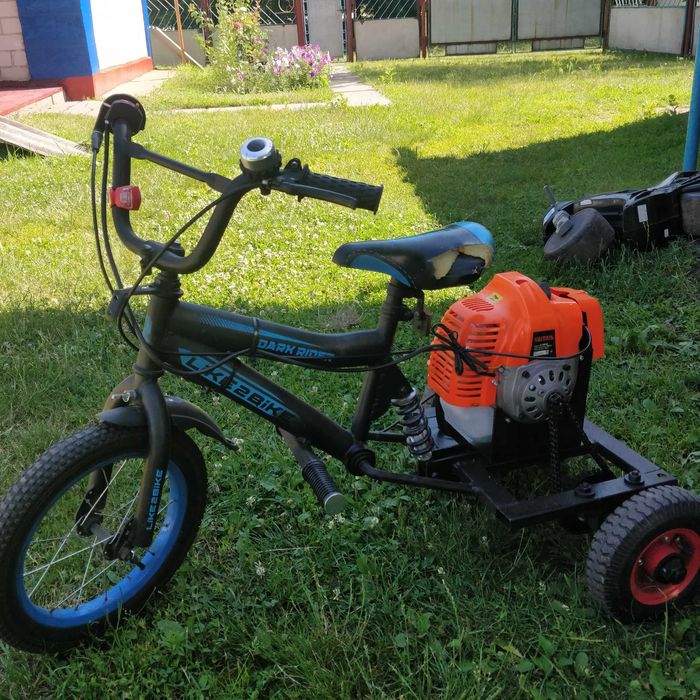 Дитячий саморобний мопед