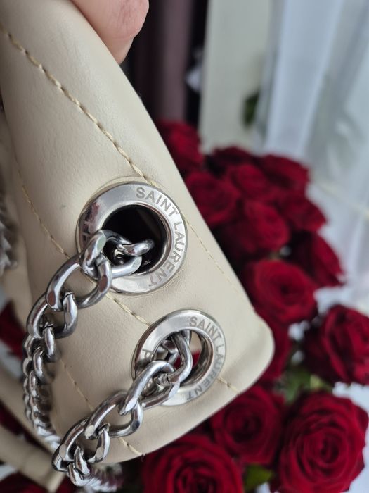 Torebka kremowa pikowana w jodełkę