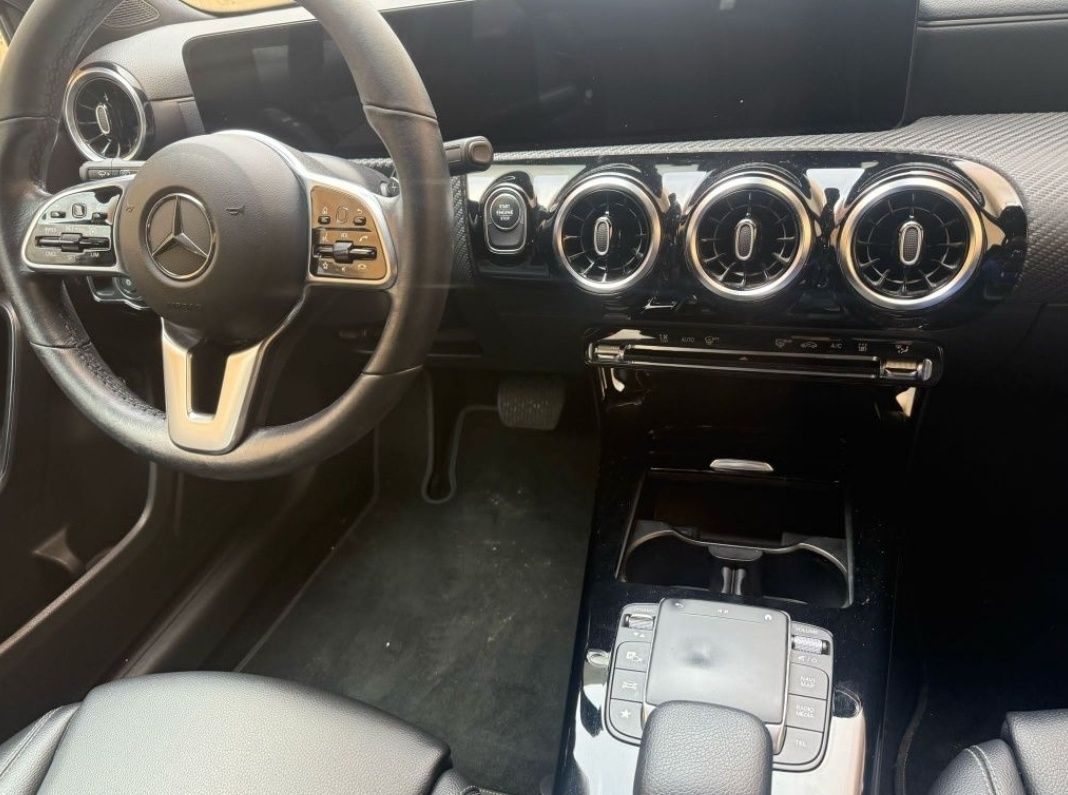 Mercedes Classe A 250e Híbrido Plug-In