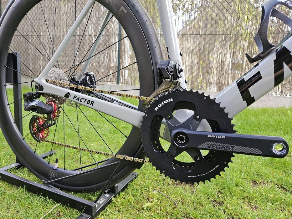 Factor O2 Shatter Gray Rozm. 58 DEMO