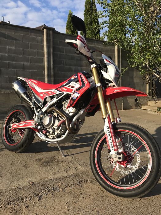 Продам Honda CRF250L 2015 г.в. в отличном состоянии