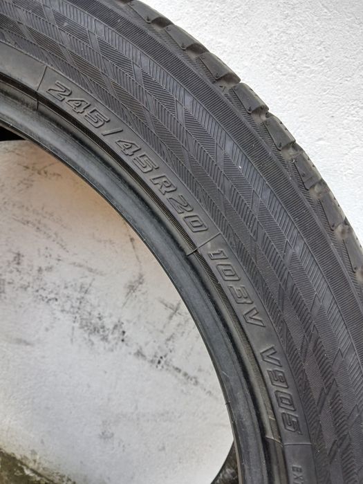 Розпаровка Yokohama 245 45 R 20 1шт Зима (0021) Резина 2021рік