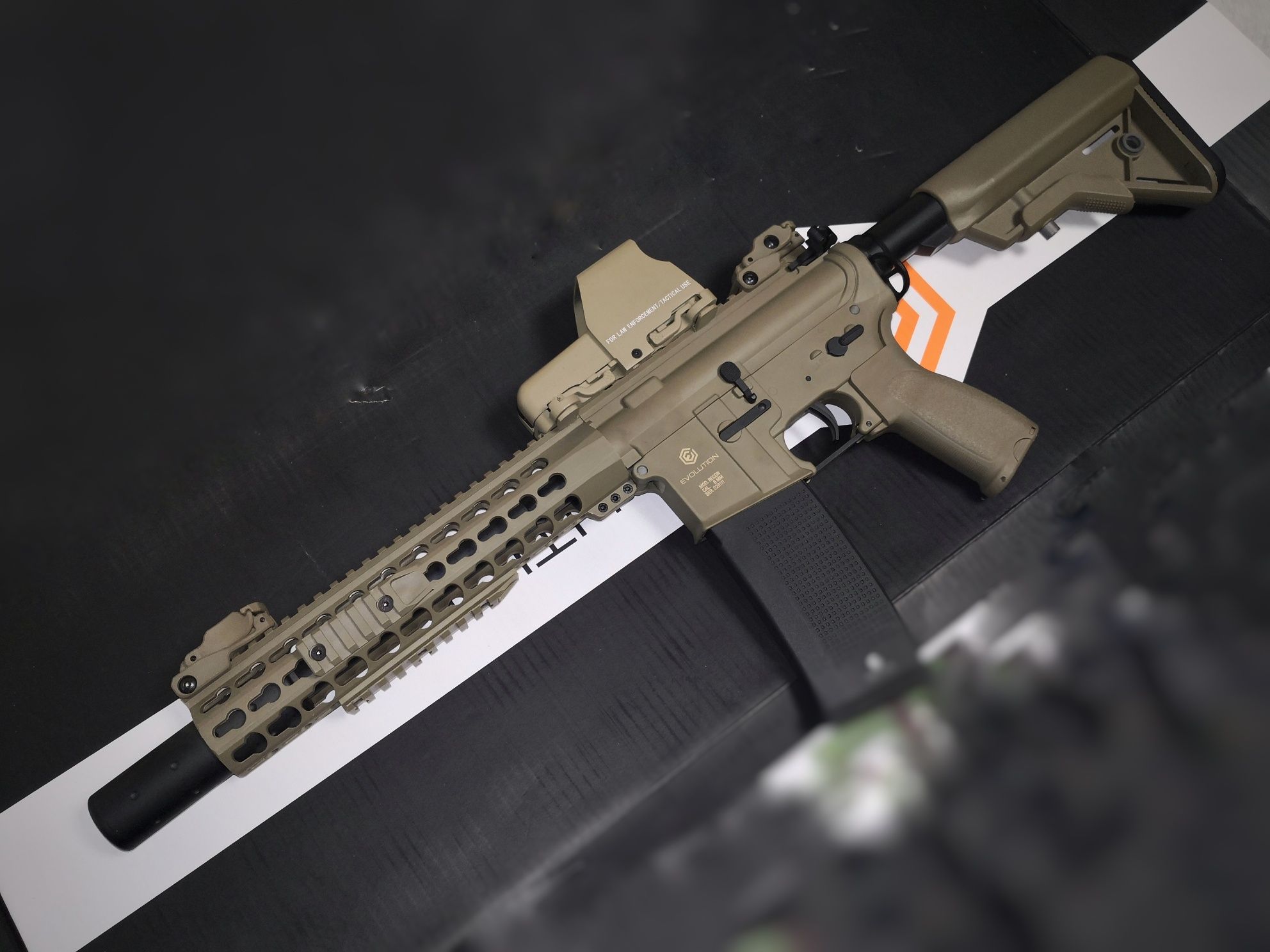 Игрушечный автомат (привод) M4 Evolution Recon