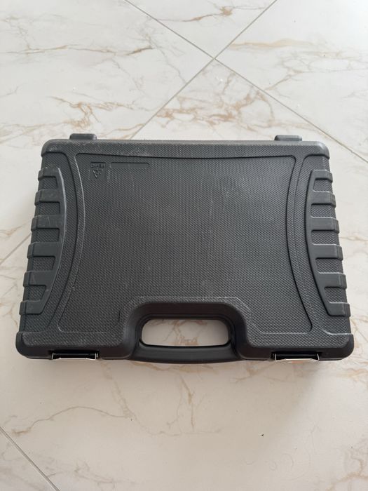 Набір інструментів 82 одиниці. Тріскачка, ключ, головка