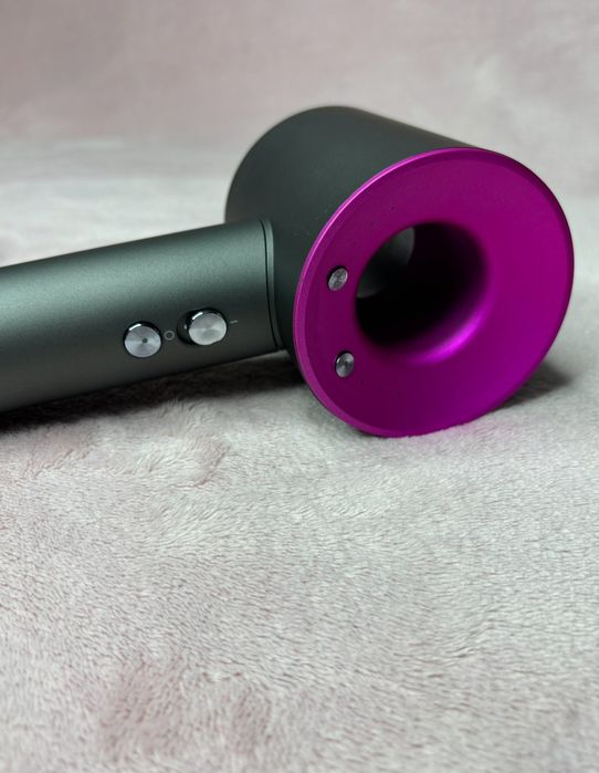 Фен Dyson Дайсон