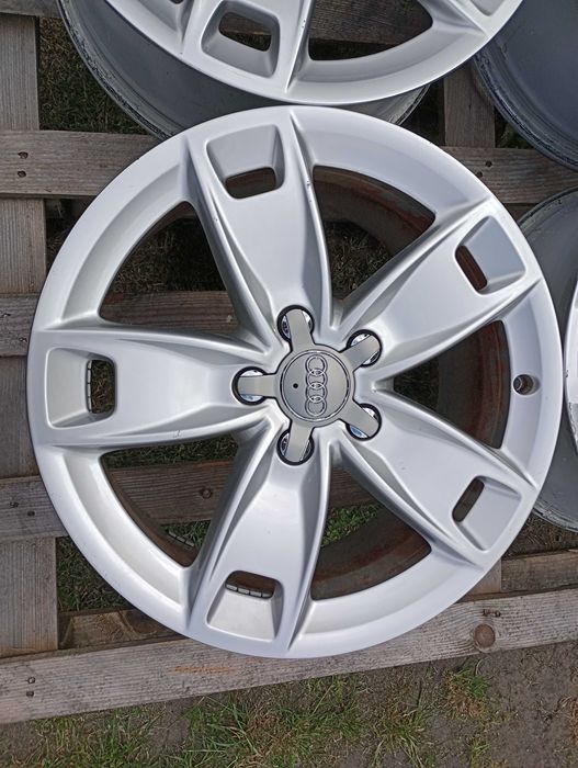 Alufelgi 17 cali 5x112 Audi A3 8P VW Golf Seat Leon Exeo Skoda i inne