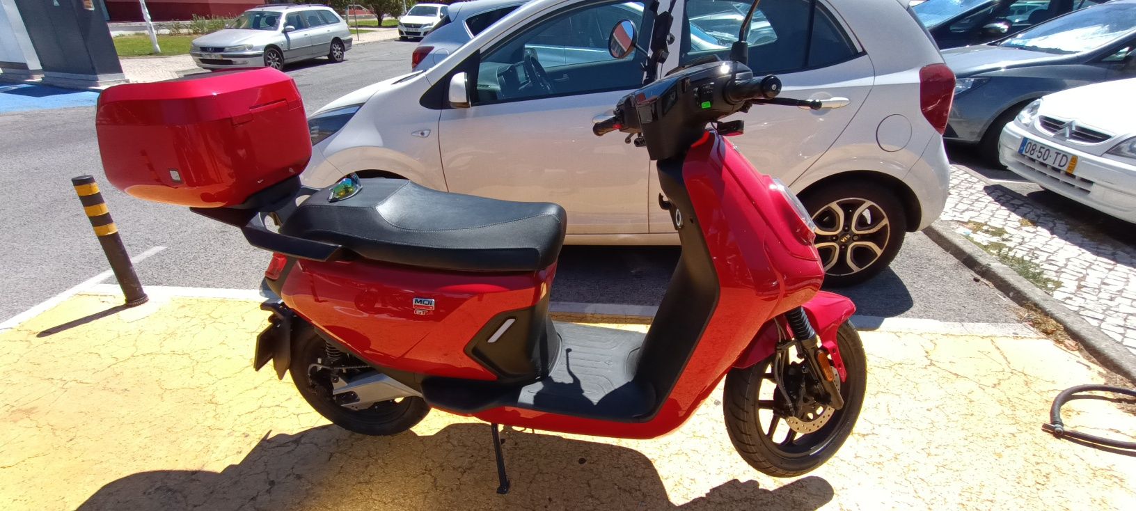 NIU NQi GT scooter