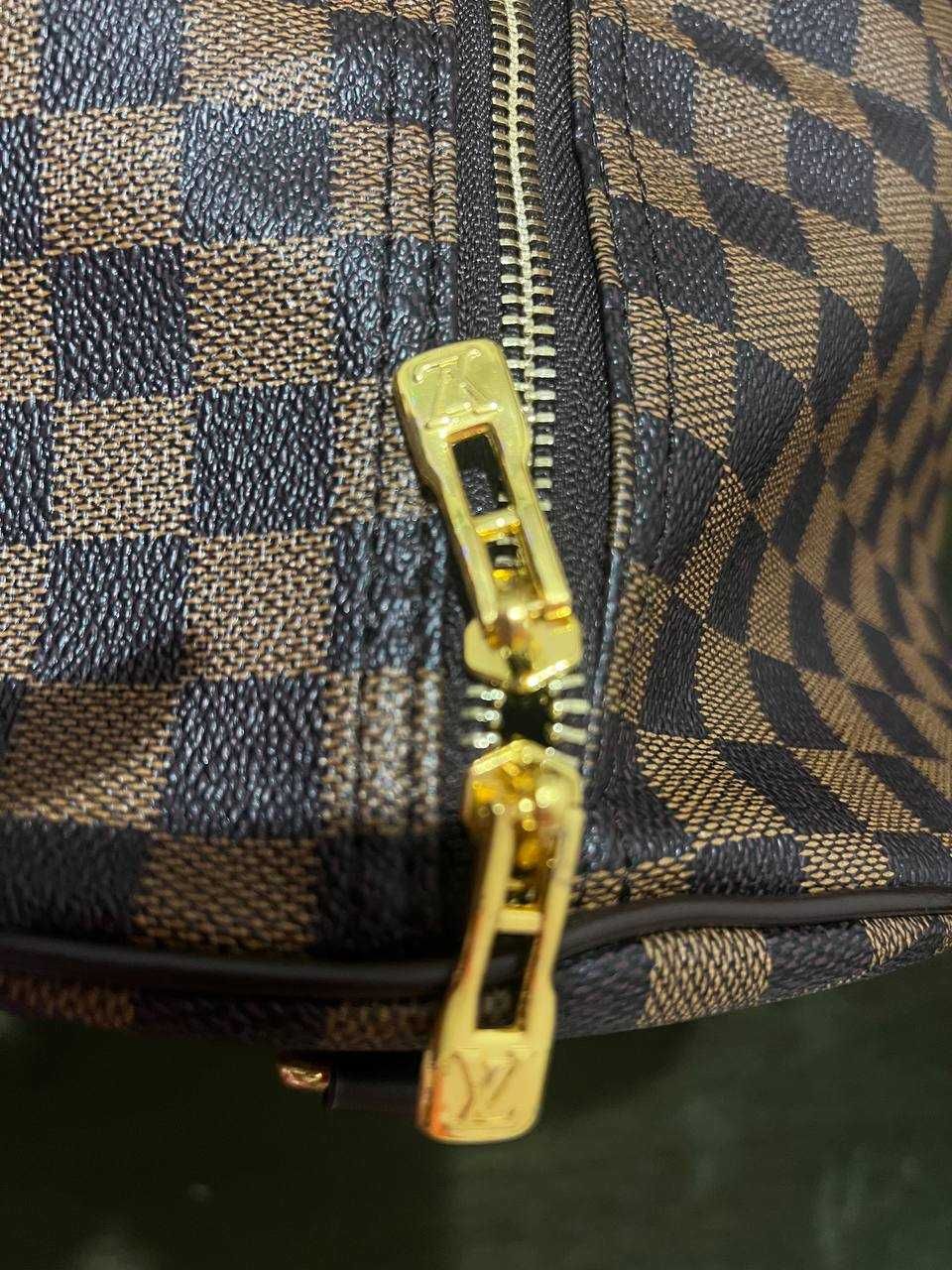 Продам сумку Louis Vuitton оригинал