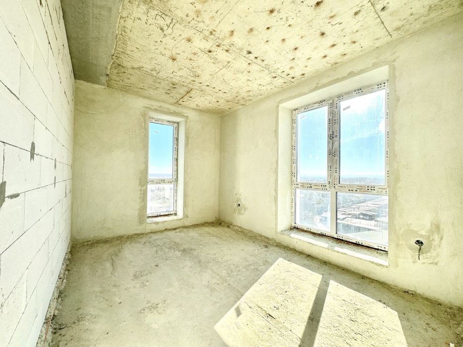 Продається двохрівнена квартира В НОВОБУДОВІ