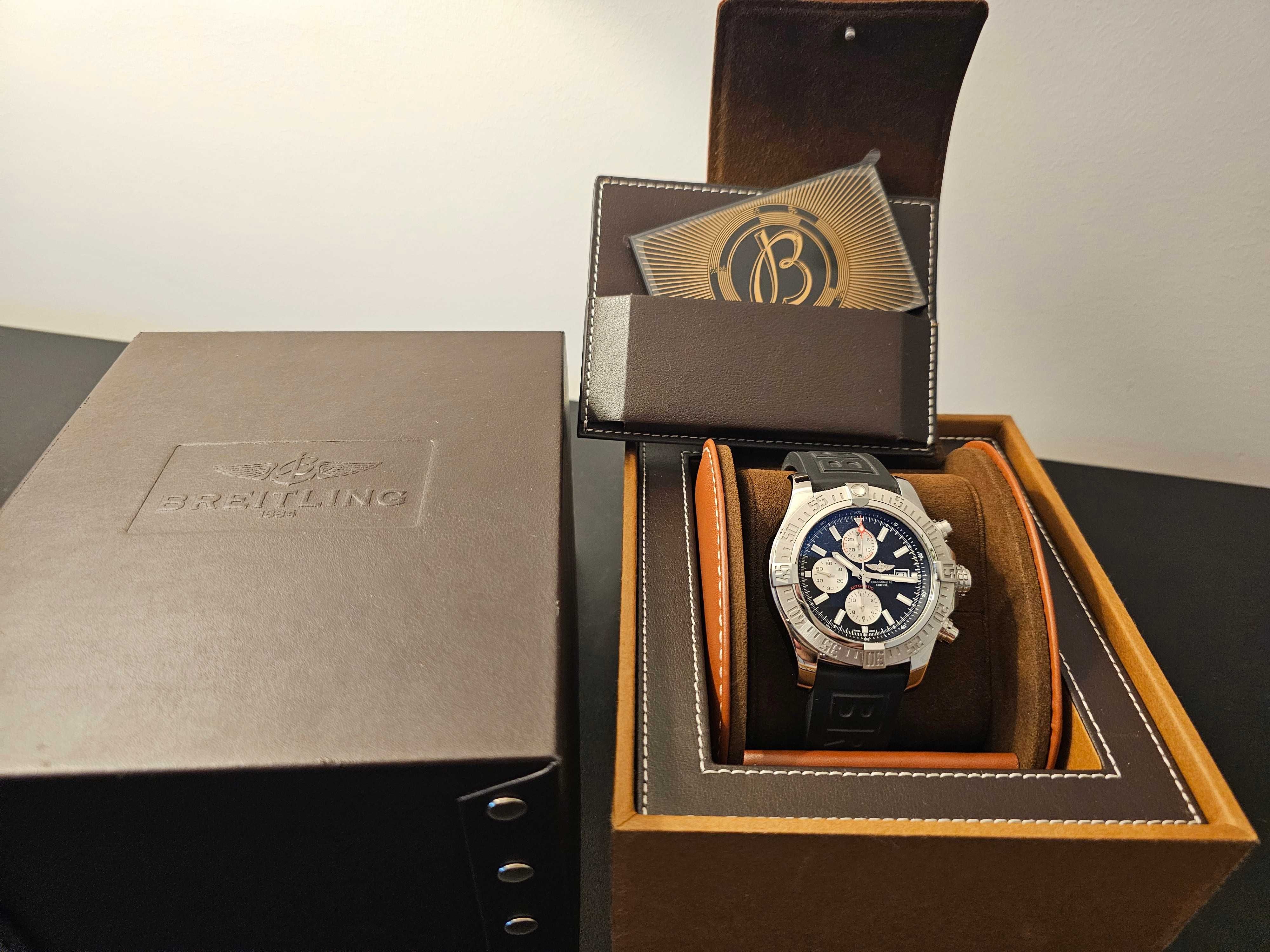 Relógio Breitling Super Avenger II