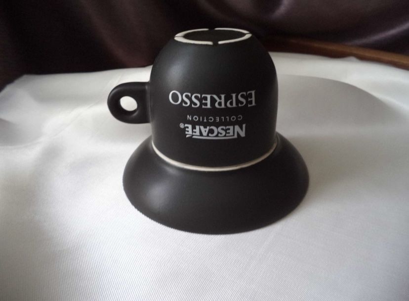 Кофейная чашка Nescafé Espresso с блюдцем