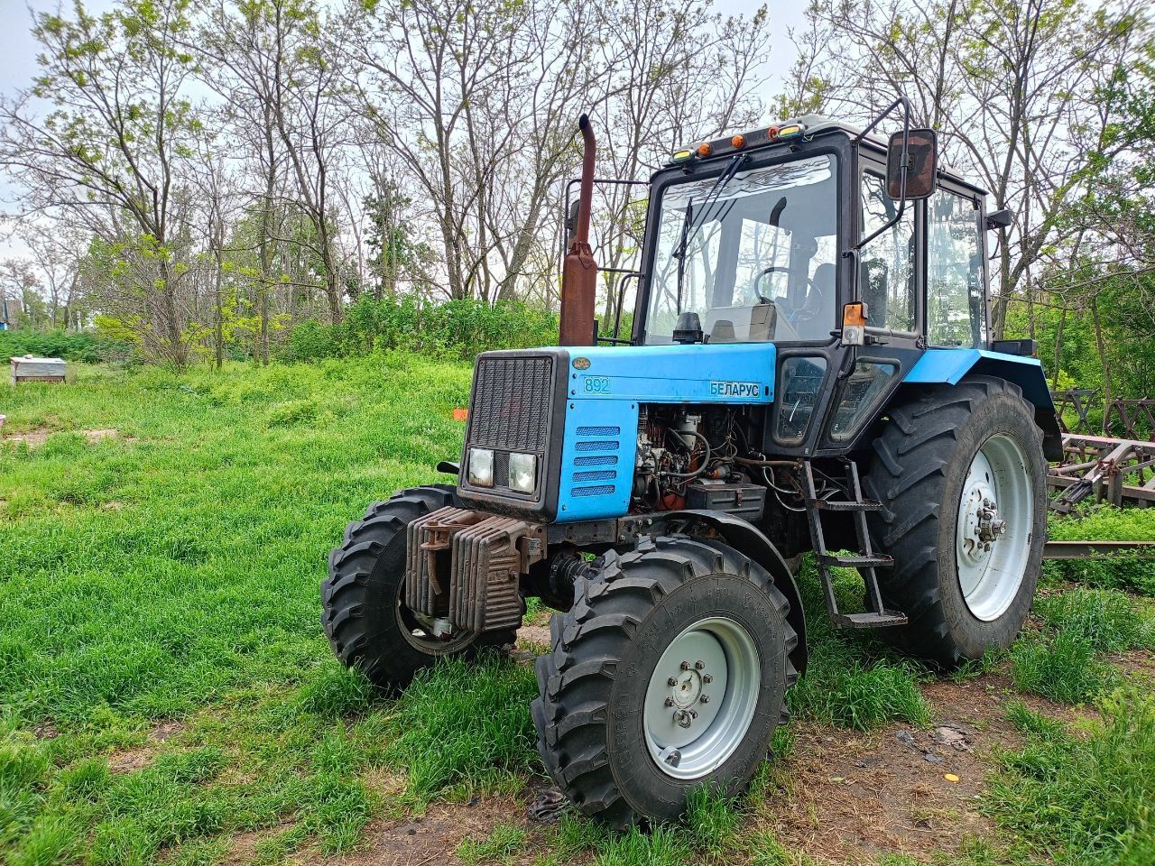 Продам трактор "Беларус" 892
