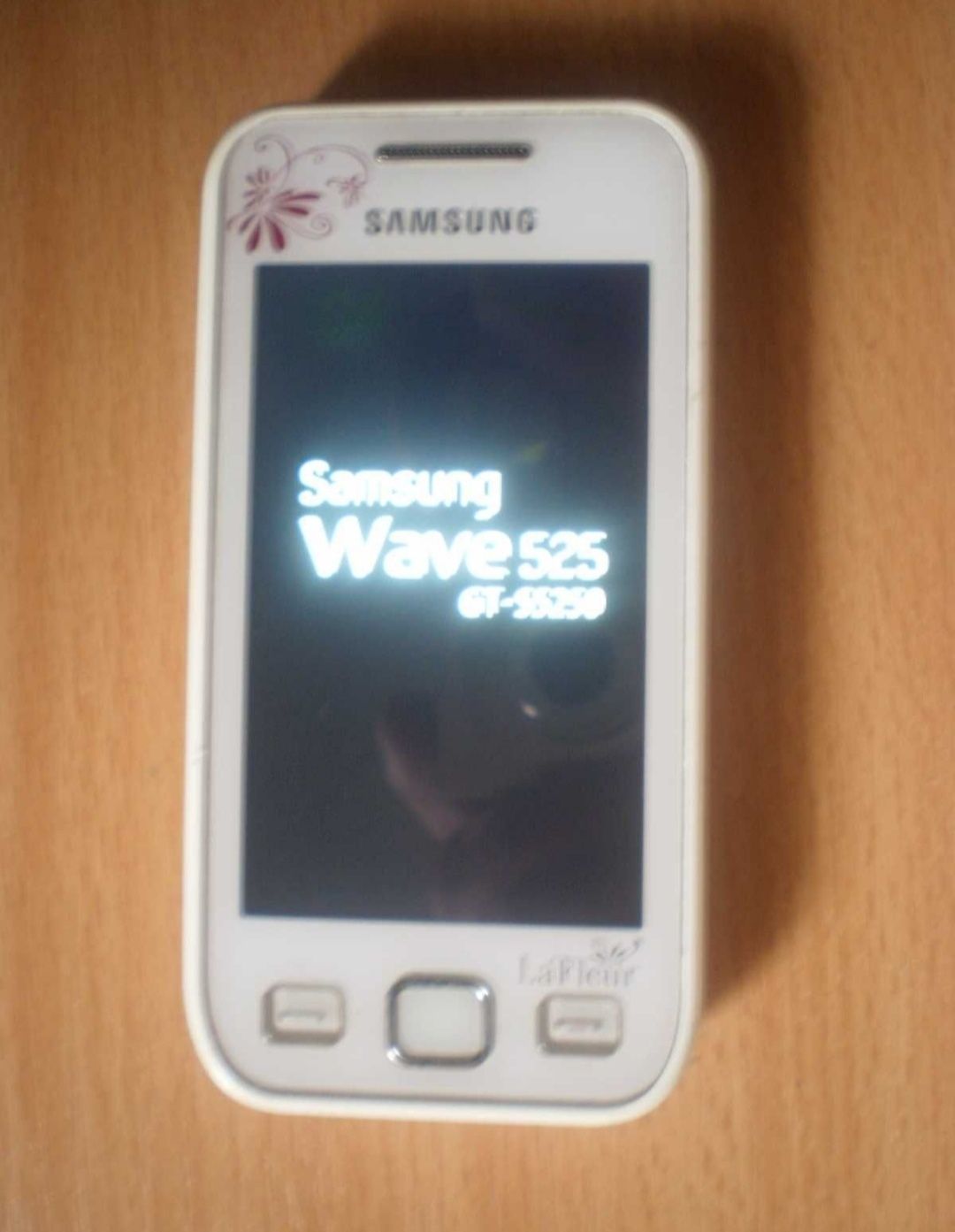 Телефон SAMSUNG S 5250
