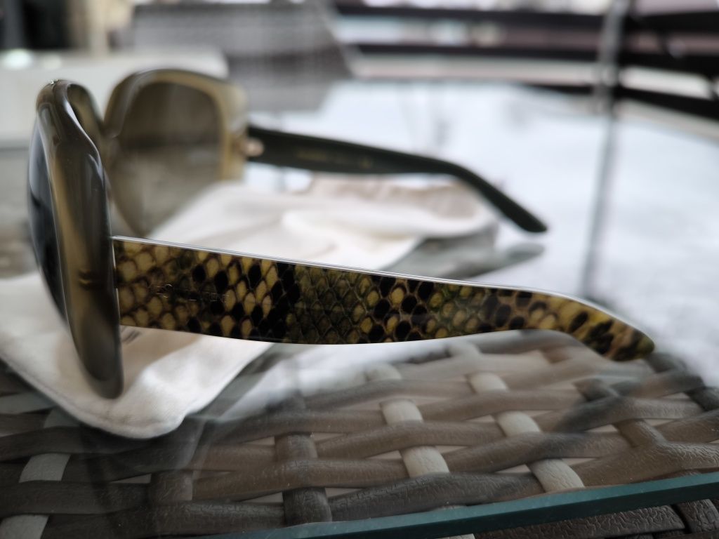 Жіночі сонцезахисні окуляри Ives Saint Laurent