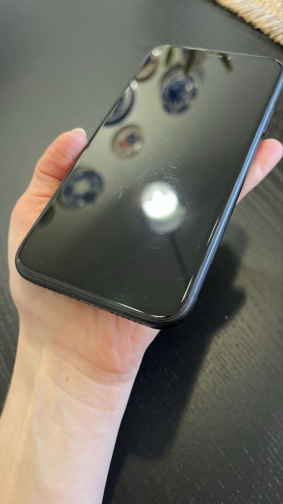Iphone xr 64gb uzywany w stanie bardzo dobrym