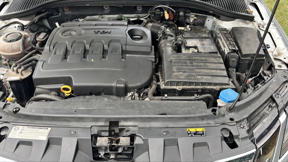 Octavia tdi polski salon