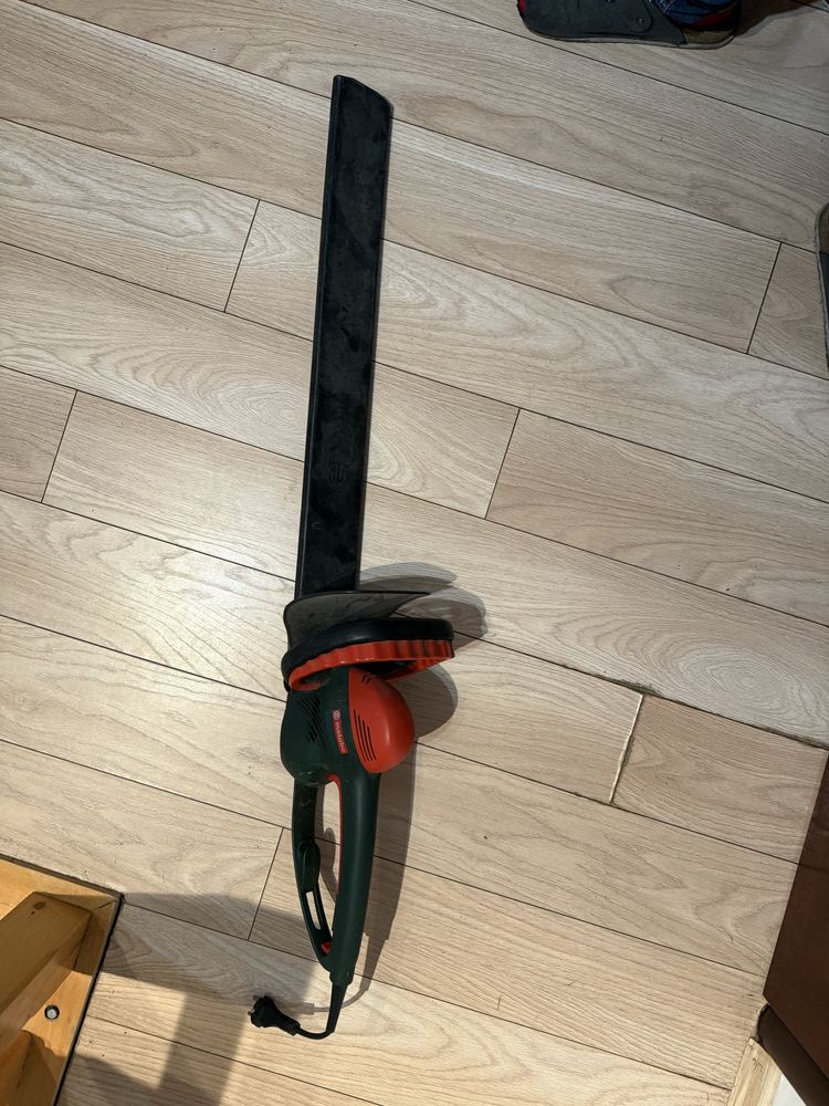 Elektryczne nożyce do żywopłotu Metabo HS 8465 S
