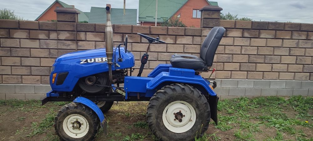 Продається мінітрактор Зубр з причіпом