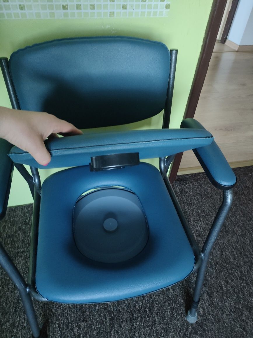 Krzesło sanitarne toaletowe