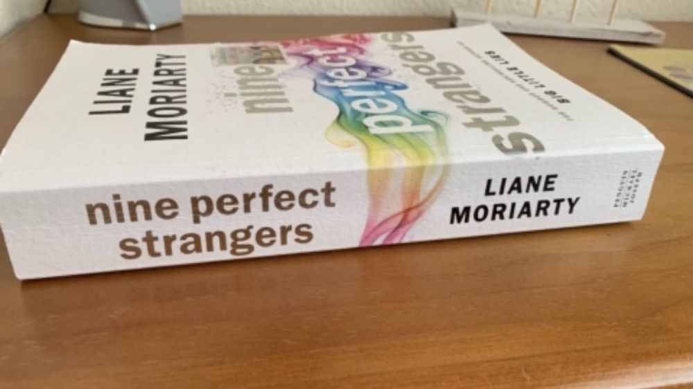 Nine Perfect Strangers, Liane Moriarty (Formato Grande)