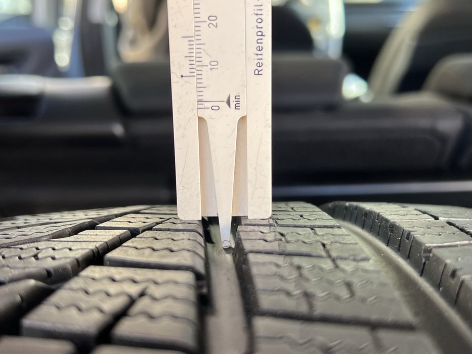 HANKOOK 245 35 r19 Winter I*Cept Evo2 W320 KOREA ЗИМА комплект 4 штуки