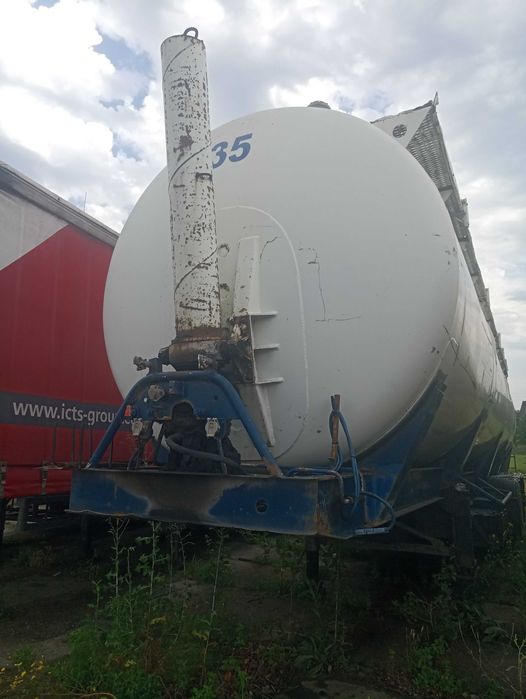 Напівпричіп Цистерна харчова та цементовоз