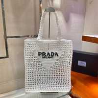 Сумочка пляжна біла Prada