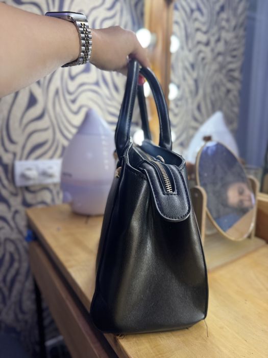 Продам Сумку MOSCHINO