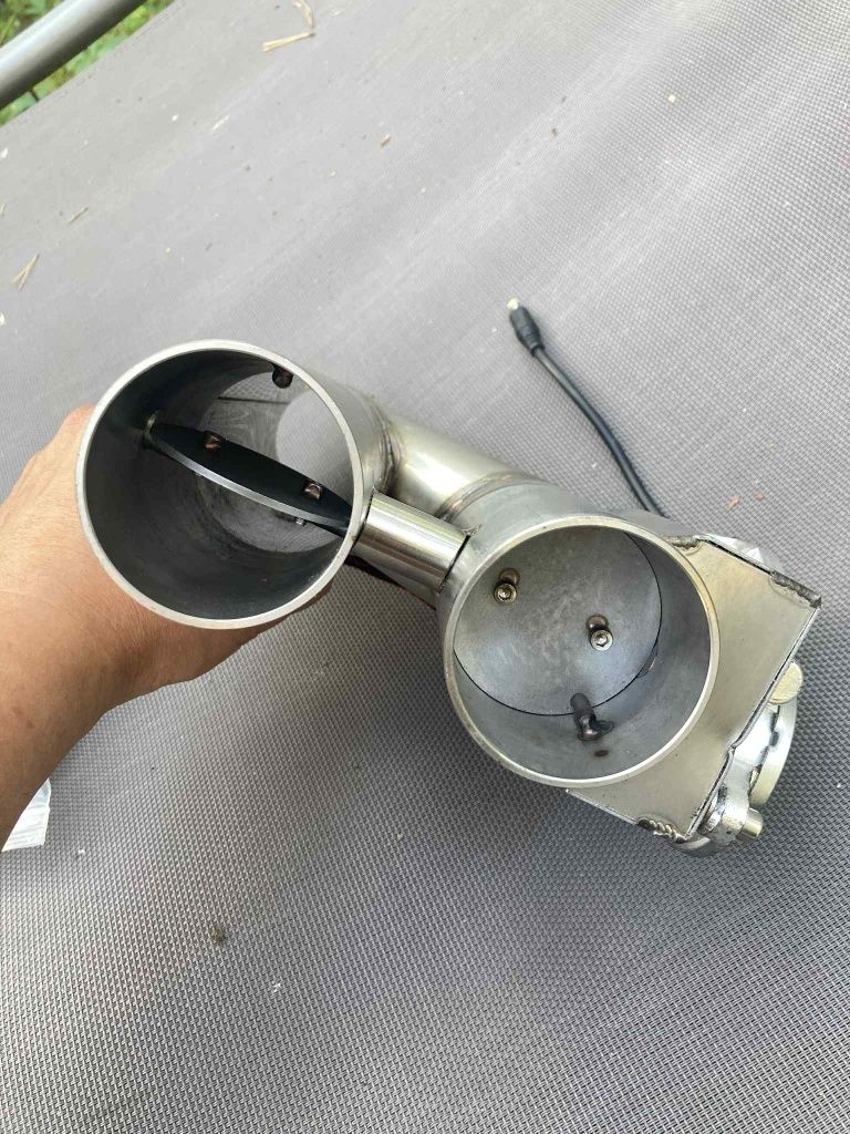 Przepustnica wydechu przelot 63mm