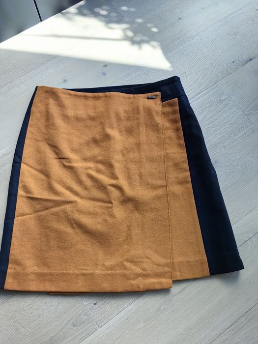 Wełniana spódniczka Solar 36