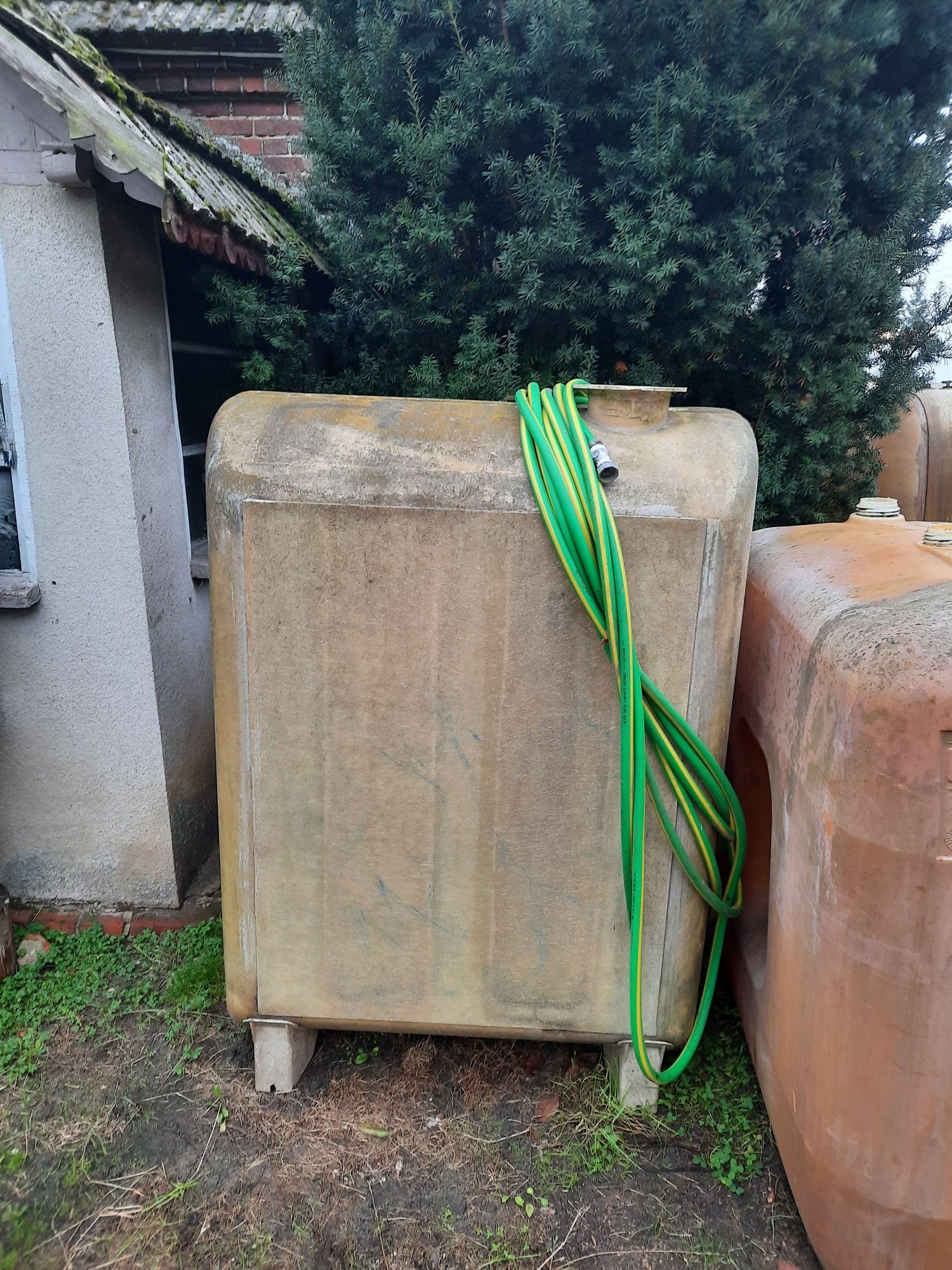 Zbiornik 1000 litrów beczka szambo deszczówka