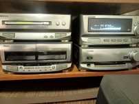 Aparelhagem Rádio e CDs