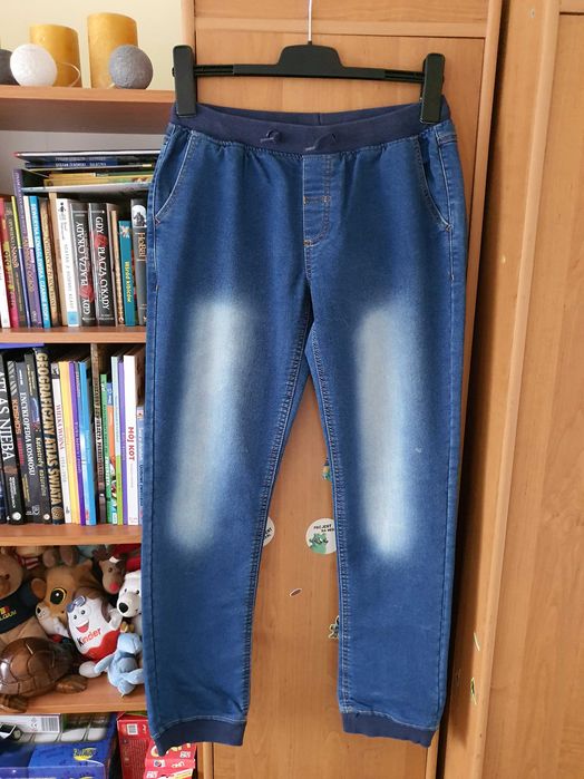 Spodnie joggery chłopięce rozm 164cm