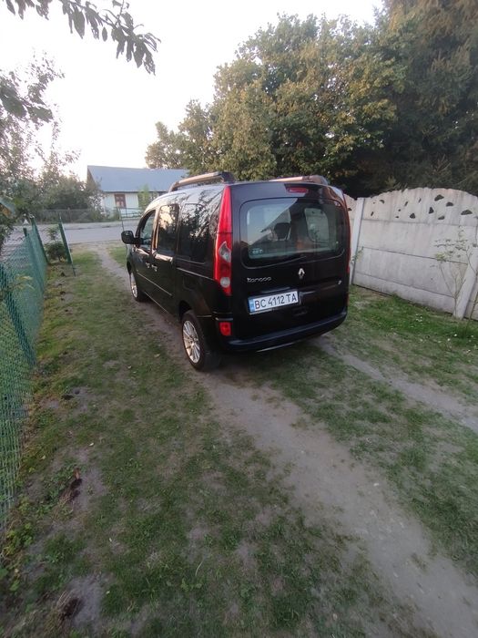 Продаж Рено кенго.